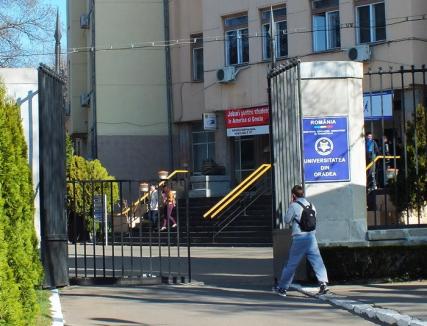 Elevii pot participa la cursurile şi seminariile facultăţilor orădene